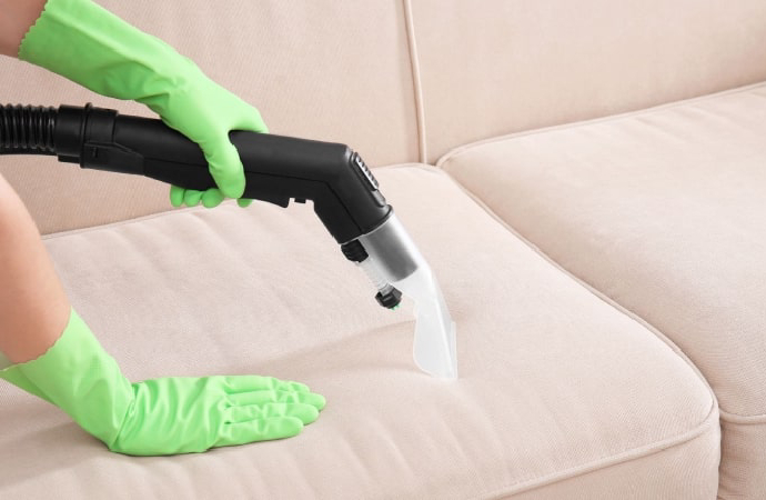 Upholstery Cleaning Tips Every Homeowner